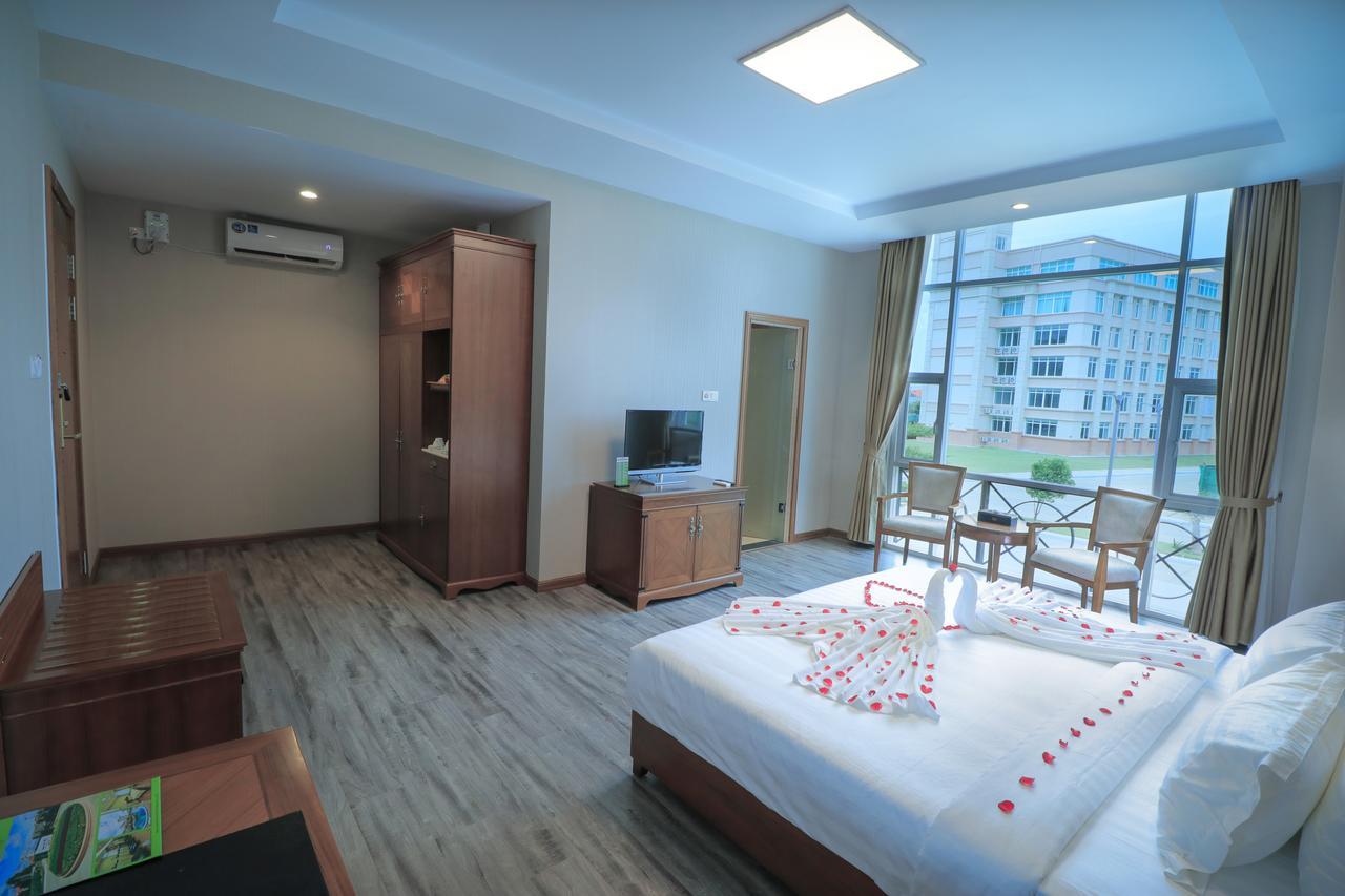The Hotel Grand Ace Naypyidaw Eksteriør bilde